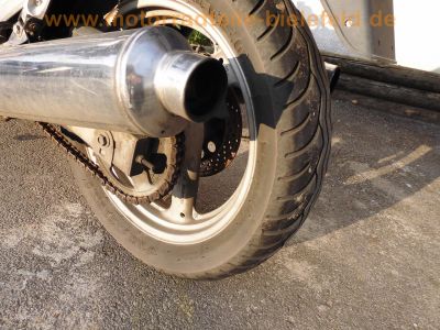 Suzuki_GSX_750_F_GR78A_mit_Edelstahl-Auspuff_40C1_aus_GSX_750_AE_-_wie_GSX_600_1100_F_41.jpg