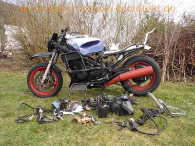 Yamaha_FJ1200_3CW_EZ88_Streetfighter-Projekt_Sturzbuegel_KOSO_-_wie_FJ_1100_47E_1XJ_3YA_1.jpg