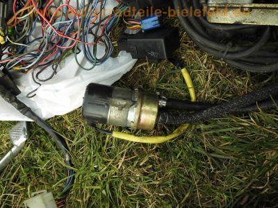Yamaha_FJ1200_3CW_EZ88_Streetfighter-Projekt_Sturzbuegel_KOSO_-_wie_FJ_1100_47E_1XJ_3YA_14.jpg