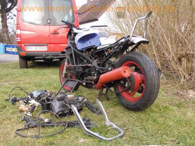 Yamaha_FJ1200_3CW_EZ88_Streetfighter-Projekt_Sturzbuegel_KOSO_-_wie_FJ_1100_47E_1XJ_3YA_3.jpg