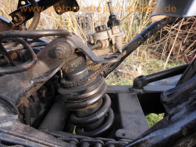 Yamaha_FJ1200_3CW_EZ88_Streetfighter-Projekt_Sturzbuegel_KOSO_-_wie_FJ_1100_47E_1XJ_3YA_80.jpg