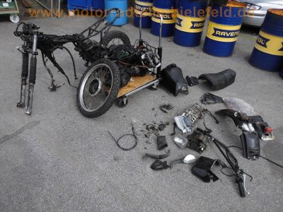 Yamaha_XT_550_5Y3_zerlegt_Ersatzteile_-_wie_XT_250_500_600_43F_3.jpg