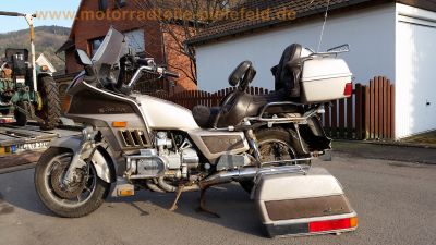Honda_GL_1200_ASPENCADE_SC14_GOLDWING_weiss,_Koffer,_Radio_-_wie_Interstate_24.jpg