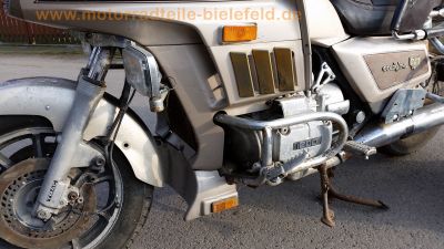 Honda_GL_1200_ASPENCADE_SC14_GOLDWING_weiss,_Koffer,_Radio_-_wie_Interstate_32.jpg