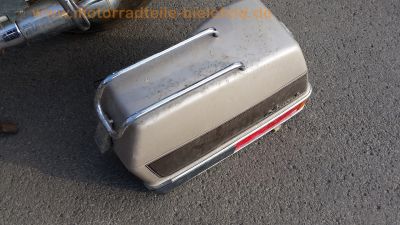 Honda_GL_1200_ASPENCADE_SC14_GOLDWING_weiss,_Koffer,_Radio_-_wie_Interstate_35.jpg