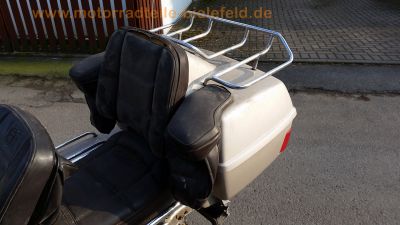 Honda_GL_1200_ASPENCADE_SC14_GOLDWING_weiss,_Koffer,_Radio_-_wie_Interstate_38.jpg