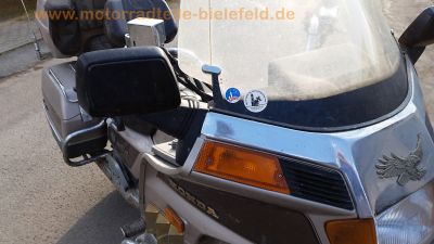 Honda_GL_1200_ASPENCADE_SC14_GOLDWING_weiss,_Koffer,_Radio_-_wie_Interstate_45.jpg