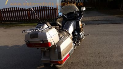 Honda_GL_1200_ASPENCADE_SC14_GOLDWING_weiss,_Koffer,_Radio_-_wie_Interstate_6.jpg