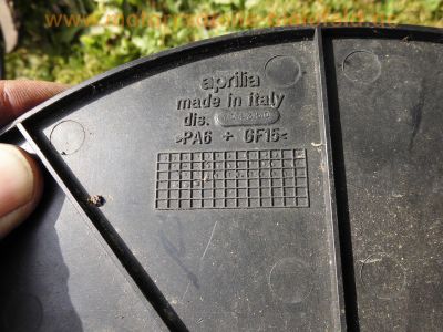 Aprilia_RSV_1000_Mille_RP_2003_Ersatzteile_spares_spare-parts_-_wie_Aprilia_RST_1000_Futura_Tuono_Falco_122.jpg