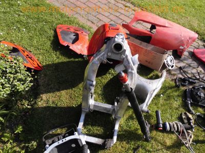 Aprilia_RSV_1000_Mille_RP_2003_Ersatzteile_spares_spare-parts_-_wie_Aprilia_RST_1000_Futura_Tuono_Falco_15.jpg