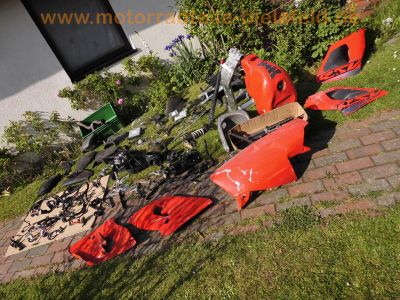 Aprilia_RSV_1000_Mille_RP_2003_Ersatzteile_spares_spare-parts_-_wie_Aprilia_RST_1000_Futura_Tuono_Falco_2.jpg