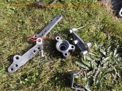 Aprilia_RSV_1000_Mille_RP_2003_Ersatzteile_spares_spare-parts_-_wie_Aprilia_RST_1000_Futura_Tuono_Falco_259.jpg