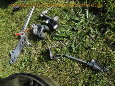 Aprilia_RSV_1000_Mille_RP_2003_Ersatzteile_spares_spare-parts_-_wie_Aprilia_RST_1000_Futura_Tuono_Falco_260.jpg