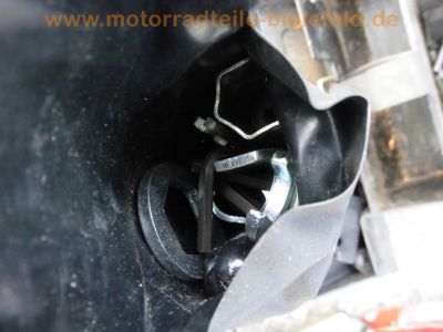 Kawasaki_ZR7S_ZR750F_Ersatzteile_Rahmen_Motorteile_Gabel_Vergaser_-_wie_ZR_550_750_Zephyr_71.jpg