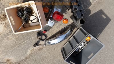 Kawasaki_KZ650B_Ersatzteile_Gabel_Speichenraeder_Motor_Vergaser_2.jpg