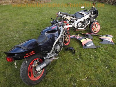 Yamaha_FZR_1000_Genesis_2LA_NEON_ABM_Superbike-Lenker_-_wie_2LE_2RG_2RH_88.jpg