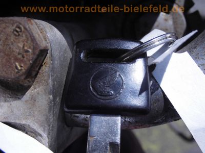 Honda_CB_400_Four_Super_Sport_-_wie_CB_350_500_550_F_K_Four_35.jpg