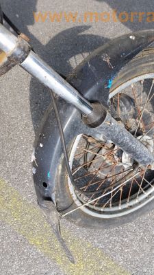 Honda_CB_50_J_Wrack_4-Takt_Mokick_als_Ersatzteile_CY50_XL50_CB50_J_32.jpg
