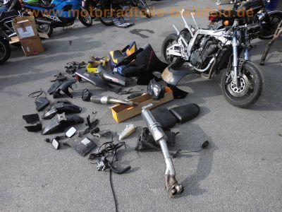 Suzuki_GSX-R_750_W_GR7BB_Streetfighter_Ersatzteile_-_wie_GSXR_1100_W_17.jpg