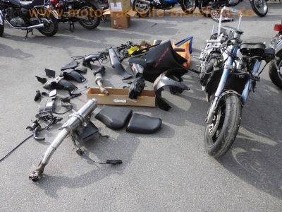 Suzuki_GSX-R_750_W_GR7BB_Streetfighter_Ersatzteile_-_wie_GSXR_1100_W_18.jpg