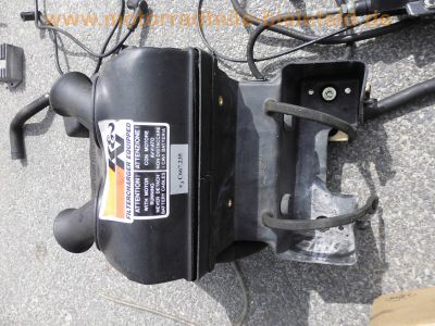 Ducati_Monster_M_600_Ersatzteile_spares_spare-parts_Gabel_Auspuff_Rastenanlagen_Airbox_Elektrik_-_wie_Ducati_600_750_900_SS_M_63.jpg