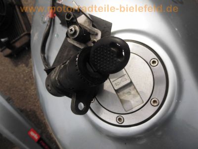 Aprilia_RST_1000_Futura_Ersatzteile_spares_spare-Parts_-_wie_Aprilia_RSV_1000_Mille_Tuono_Falco_83.jpg