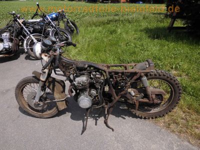 Honda_CB_350_Four_Scrambler-Wrack_Ersatzteile_Motor_Vergaser_Gabel_45.jpg