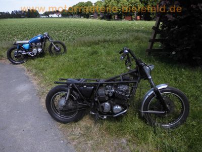 Honda_CB_750_G_Four_F2_F1_Hochlenker_Speichenraeder_als_Ersatzteile_Motor_CB750E_Vergaser_11.jpg