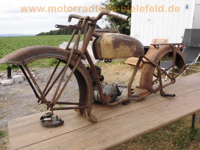 Ardie_100_125_200_Ersatzteile_Motor_Rahmen_Tank_Fender_Trapez-Gabel_Lenker_Gepaecktraeger_12.jpg