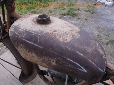 Ardie_100_125_200_Ersatzteile_Motor_Rahmen_Tank_Fender_Trapez-Gabel_Lenker_Gepaecktraeger_15.jpg