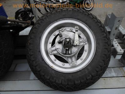 Honda_CY_50_weiss_Ersatzteile_Tank_Sitzbank_Lenker_Schalter_Heckteil_Rahmen_mit_Brief_Papieren_Tacho_Fender_Schutzblech_3.jpg