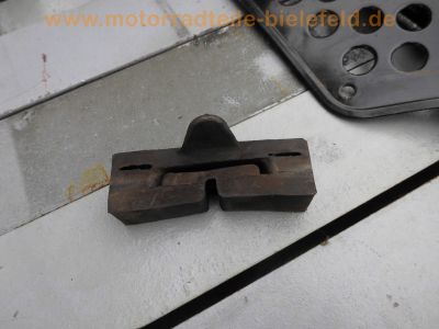 Honda_CY_50_weiss_Ersatzteile_Tank_Sitzbank_Lenker_Schalter_Heckteil_Rahmen_mit_Brief_Papieren_Tacho_Fender_Schutzblech_32.jpg