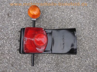 Honda_CY_50_weiss_Ersatzteile_Tank_Sitzbank_Lenker_Schalter_Heckteil_Rahmen_mit_Brief_Papieren_Tacho_Fender_Schutzblech_37.jpg