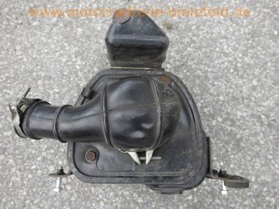 Honda_CY_50_weiss_Ersatzteile_Tank_Sitzbank_Lenker_Schalter_Heckteil_Rahmen_mit_Brief_Papieren_Tacho_Fender_Schutzblech_48.jpg