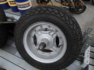 Honda_CY_50_weiss_Ersatzteile_Tank_Sitzbank_Lenker_Schalter_Heckteil_Rahmen_mit_Brief_Papieren_Tacho_Fender_Schutzblech_6.jpg