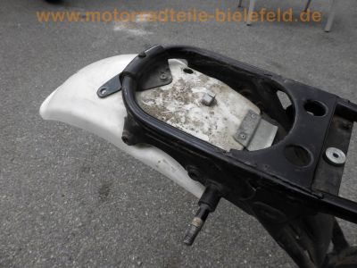 Honda_CY_50_weiss_Ersatzteile_Tank_Sitzbank_Lenker_Schalter_Heckteil_Rahmen_mit_Brief_Papieren_Tacho_Fender_Schutzblech_79.jpg