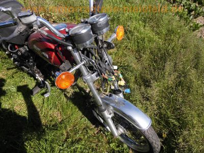 Suzuki_GN_125_2x_Wrack_ohne_Motor_als_Ersatzteile_Gabel_Raeder_Sitzbank_Tank_Instrumente_Schutzblech_Kotfluegel_-_wie_GN250_GN400_26.jpg