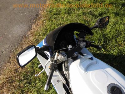 Suzuki_GSX-R_750_GR7AB_Modell_M_blau-weiss_BSM_Future_Sport-Auspuff_Sozius-Sitz-Abdeckung_-_Ersatzteile_wie_GSXR_1100_88.jpg