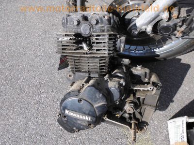 Kawasaki_KZ_Z_305_LTD_US-Chopper_weinrot_kurze_US-Fender_Speichenraeder_-_wie_EX_GPZ_Z_KZ_CSR_250_305_400_440_550_650_750_1000_E_J_LTD_19.jpg