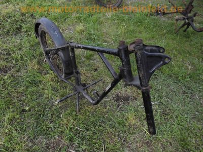 Göricke_GÖ100_GOe100_GO100_Wrack_Ersatzteile_Rahmen_Gabel_Hauptstaender_Hinterrad_Fender_Schutzblech_7.jpg