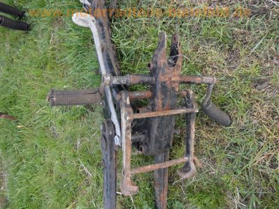 NSU_201_ZB_55_Super_Lux_1955_Wrack_Ersatzteile_Rahmen_Gabel_Hauptstaender_Schwinge_Endantrieb_24.jpg