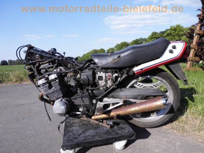 Honda_CBX_550_F_PC04_Wrack_für_Ersatzteile_Motor_Vergaser_Auspuff_Elektrik_15.jpg
