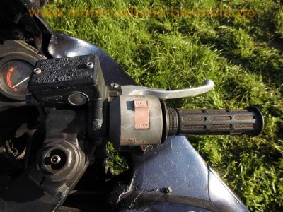 Honda_CBR_600_R_PC19_blau_Do-SW_80tkm_Service-Deckel_-_wie_CBR600F_PC23_27.jpg