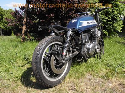 Honda_CB_900_F_Boldor_blau-silber_SC01_Wrack_für_Ersatzteile_-_Motor_Stummel-Lenker_35mm_Gabel_Fahrwerk_Bremsen_-_wie_CB_750_F_KZ_RC01_RC04_SC09_34.jpg