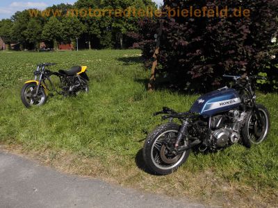Honda_CB_900_F_Boldor_blau-silber_SC01_Wrack_für_Ersatzteile_-_Motor_Stummel-Lenker_35mm_Gabel_Fahrwerk_Bremsen_-_wie_CB_750_F_KZ_RC01_RC04_SC09_38.jpg