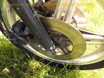 Honda_CB_900_F_Boldor_gelb_SC01_Wrack_für_Ersatzteile_-_Giuliari_Sport-Sitz_35mm_Gabel_Fahrwerk_Bremsen_-_wie_CB_750_F_KZ_RC01_RC04_SC09_14.jpg