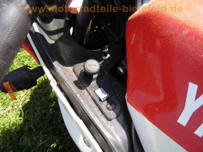 Yamaha_FZ_750_Genesis_2KK_rot-weiss_4-1_Auspuff_-_wie_1FN_FZR_600_750_1000_Exup_32.jpg