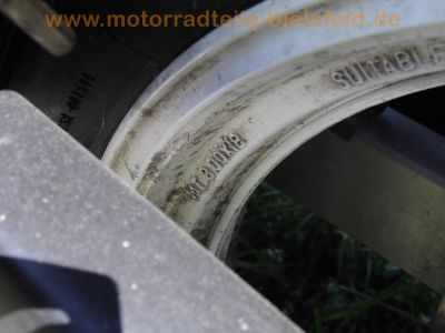 Yamaha_FZ_750_Genesis_2KK_rot-weiss_4-1_Auspuff_-_wie_1FN_FZR_600_750_1000_Exup_60.jpg