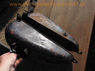 Zuendapp_DB200_2x_Tank_-_ggf_Z_S_DB_DBK_DS_175_S_200_201_202_204_205_250_Trophy_255_350_Comfort_Norma_Sport_Elastic_10.jpg