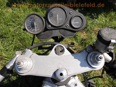 Suzuki_GSX-R_750_W_GR7BB_Karl_Streetfighter-Basis_nackt_57tkm_17x3,50_und_17x5,50_-_wie_GSXR_1100_W_15.jpg